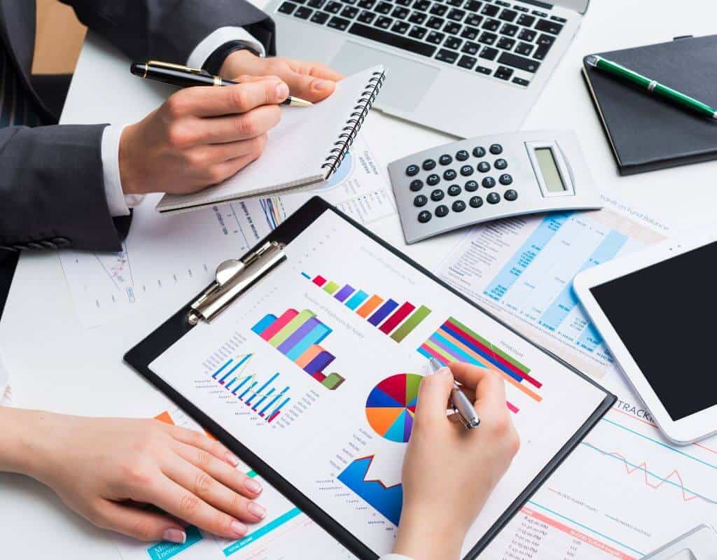 Chi phí dở dang là gì? Cách hạch toán và tối ưu chi phí dở dang 3 Bizzi-chi-phi-do-dang-la-gi 1