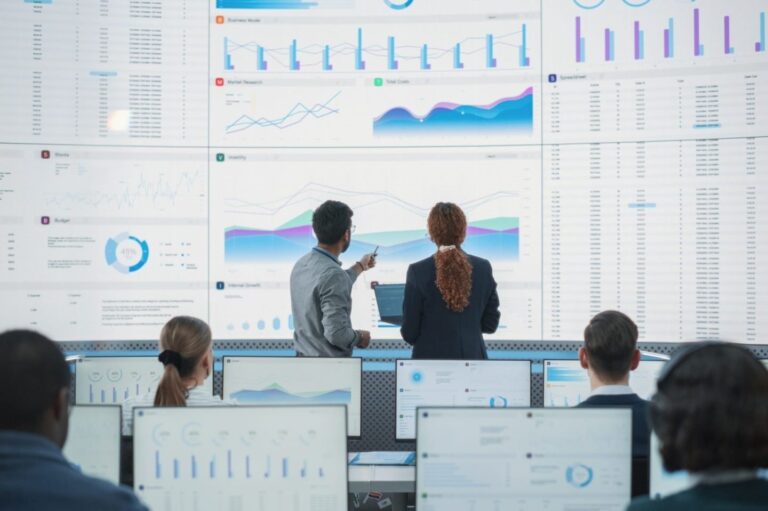 Traditional CFO vs AI CFO. Why does AI CFO have the upper hand? 1 Traditional CFO vs AI CFO. Why AI CFO has the upper hand?