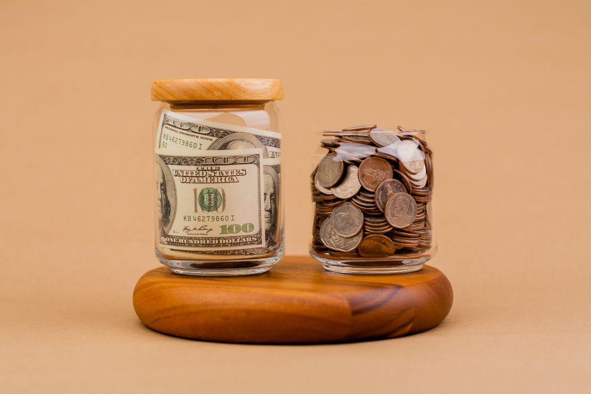 Dòng tiền là gì? Bí quyết kiểm soát và tối ưu dòng tiền hiệu quả với giải pháp tự động hóa tài chính 2 dong-tien-la-gi