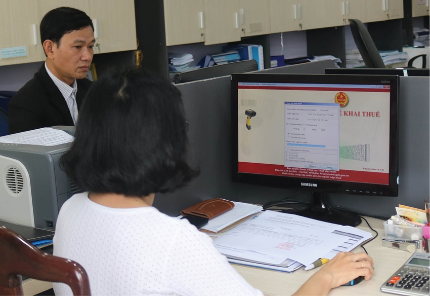 What is a risk invoice?