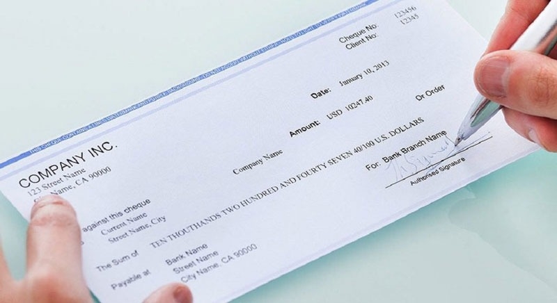 chung-tu-thanh-toan-khong-dung-tien-mat-la-gi